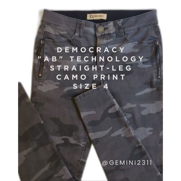 Democracy Denim - Democracy - "Ab" Technology - Straight-Leg Pants - Camo Print - Size 4